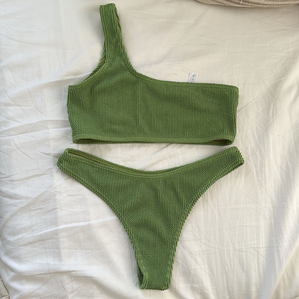 Koana Swim Green bathing suit in a large! Never worn